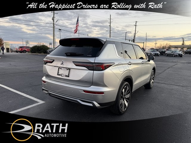 2025 Mitsubishi Outlander SE