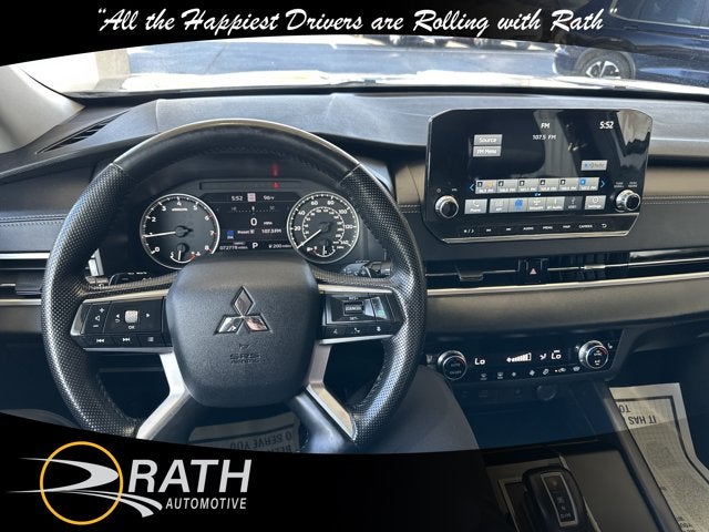 2024 Mitsubishi Outlander SE Black Edition w/Pano Roof