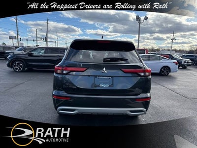 2024 Mitsubishi Outlander SE