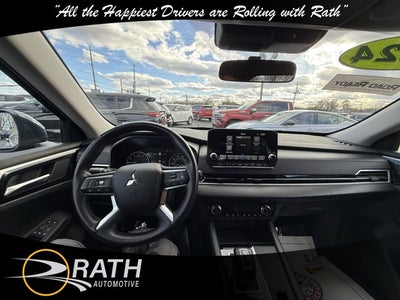 2024 Mitsubishi Outlander SE