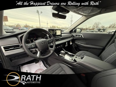 2025 Mitsubishi Outlander SE