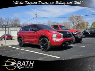 2024 Mitsubishi Outlander SE Black Edition w/Pano Roof