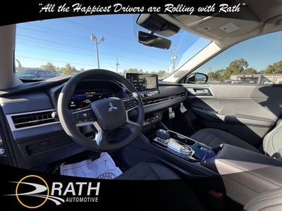 2025 Mitsubishi Outlander SE Tech Package