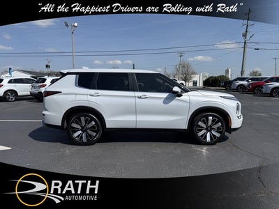 2026 Mitsubishi Outlander SE