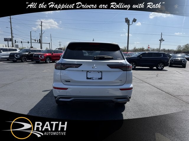 2026 Mitsubishi Outlander SE