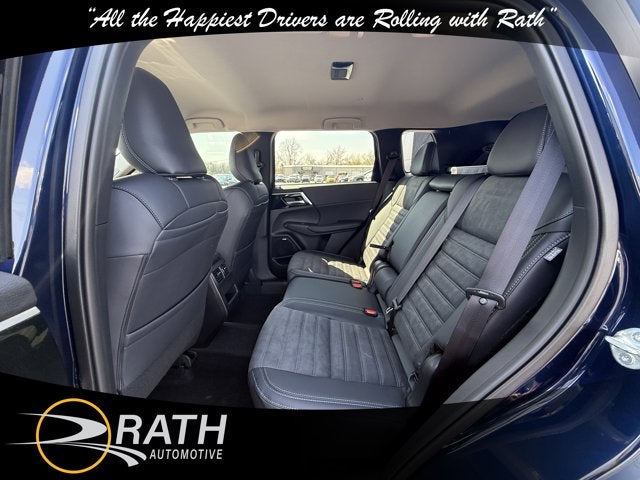 2026 Mitsubishi Outlander SE