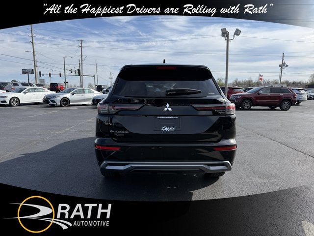 2026 Mitsubishi Outlander SE