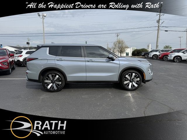 2026 Mitsubishi Outlander SE