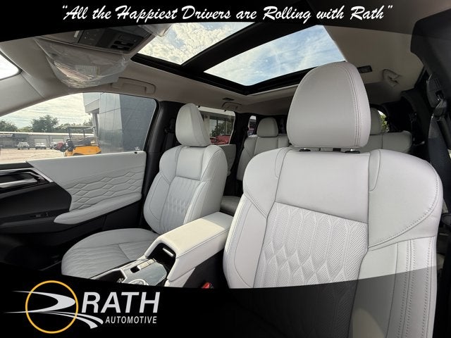 2025 Mitsubishi Outlander Platinum Edition