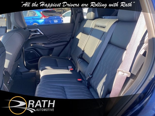 2025 Mitsubishi Outlander SEL