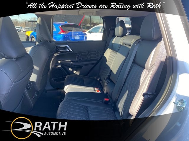 2025 Mitsubishi Outlander SEL