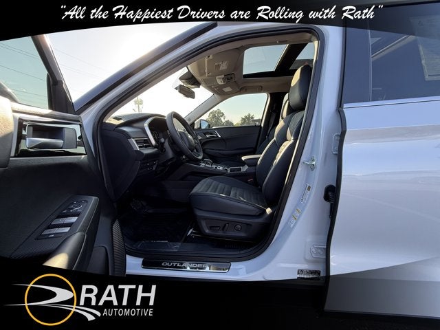 2025 Mitsubishi Outlander Plug-In Hybrid SE Tech Package