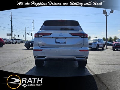 2025 Mitsubishi Outlander Plug-In Hybrid SE