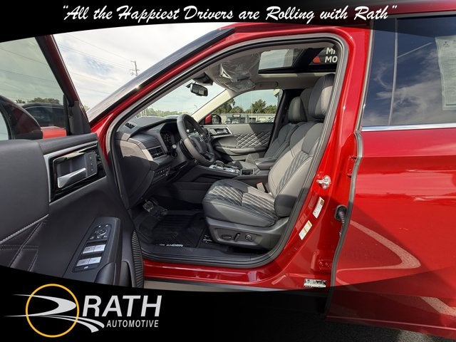 2025 Mitsubishi Outlander Plug-In Hybrid SEL