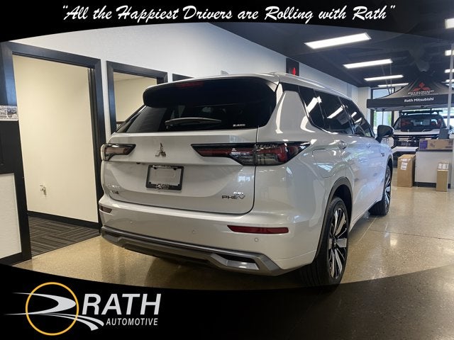 2026 Mitsubishi Outlander Plug-In Hybrid SEL