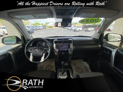 2024 Toyota 4Runner SR5