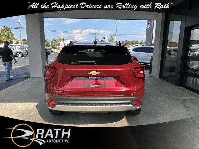 2025 Chevrolet Trax LT