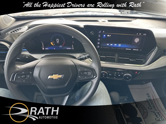 2025 Chevrolet Trax LT