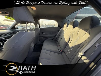 2024 Hyundai Elantra SEL